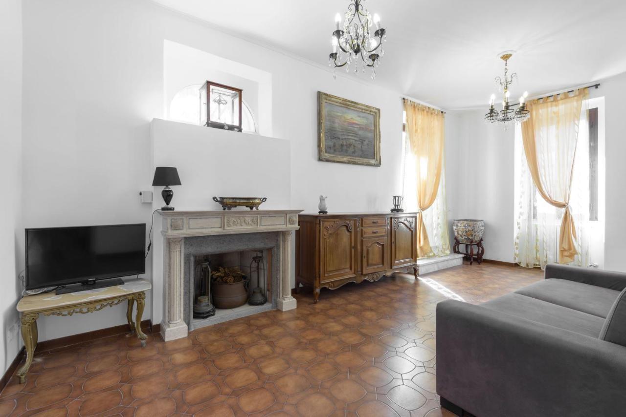 Cornelia Penthouse Bed & Breakfast Roma Dış mekan fotoğraf