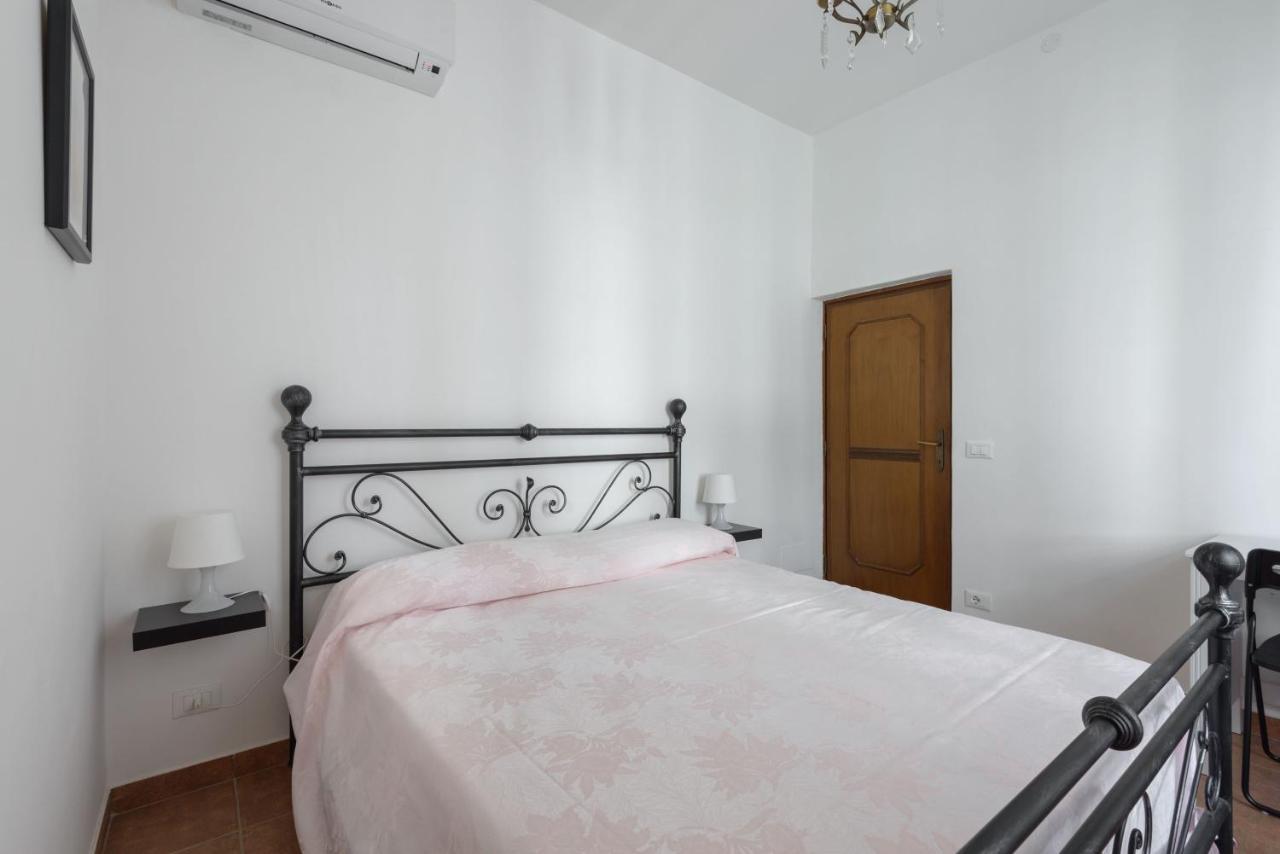 Cornelia Penthouse Bed & Breakfast Roma Dış mekan fotoğraf