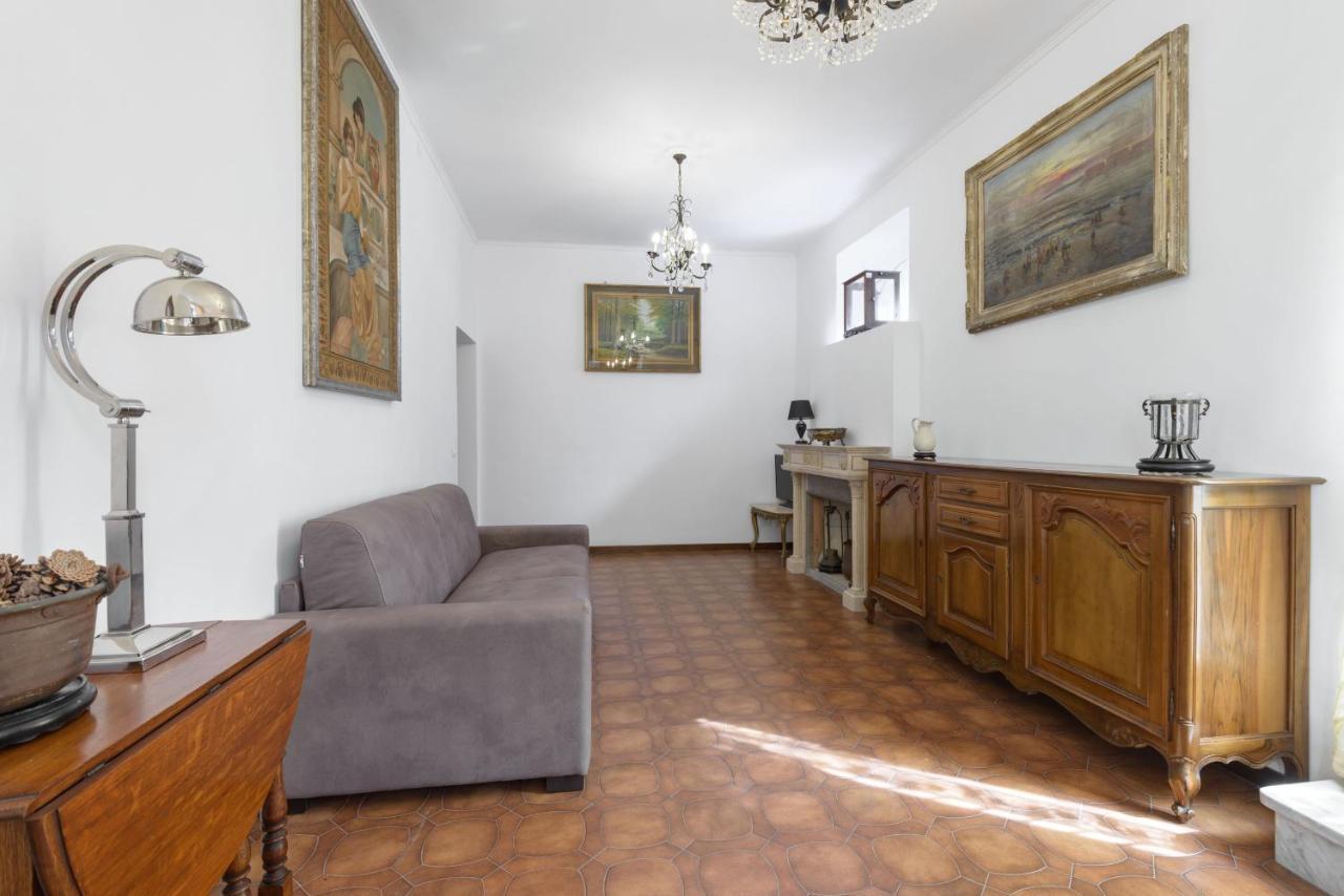Cornelia Penthouse Bed & Breakfast Roma Dış mekan fotoğraf