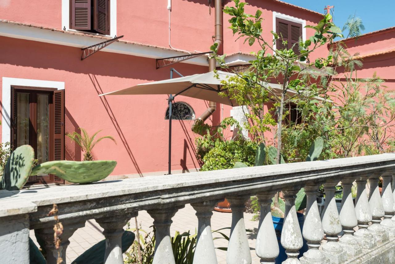 Cornelia Penthouse Bed & Breakfast Roma Dış mekan fotoğraf