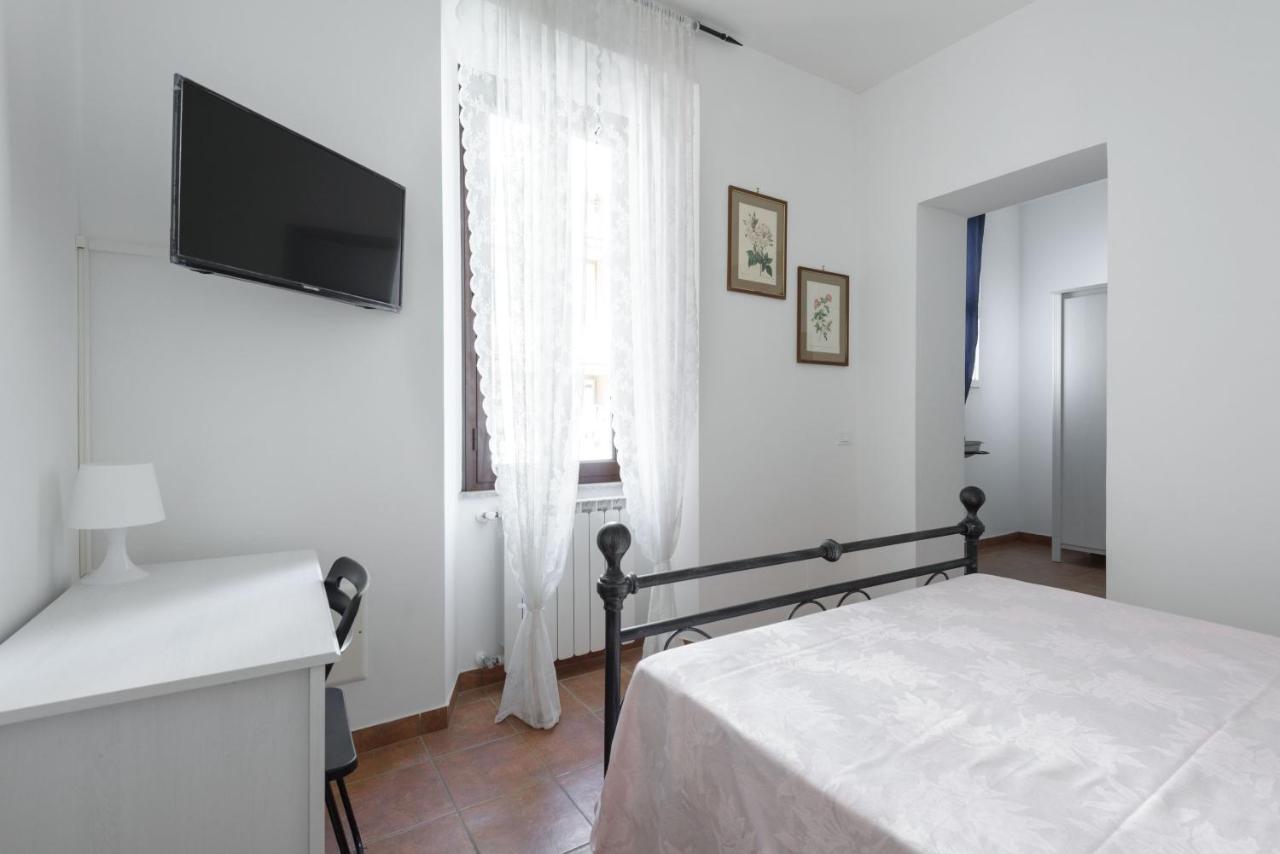 Cornelia Penthouse Bed & Breakfast Roma Dış mekan fotoğraf
